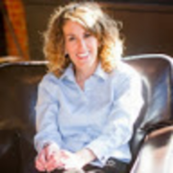 Meet your Posher, Laura - Picture 1 of 1